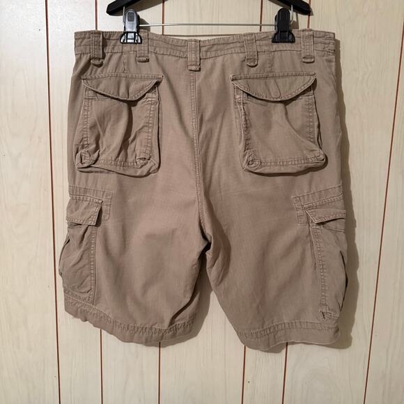Bundle Of 2 Pair Men’s Cargo Casual Shorts Wrangler Denim Chaps Khaki 36 - Picture 9 of 12